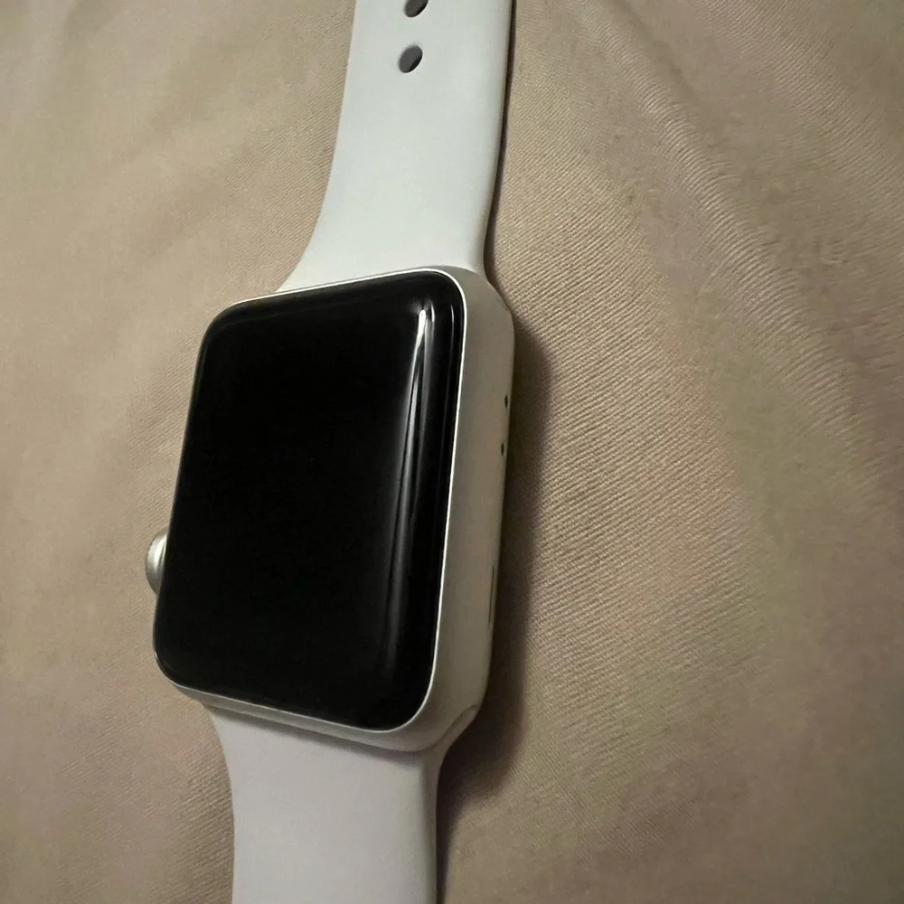 Apple Watch Series 3 - Silver - Picture 4 of 14